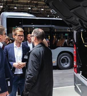 Zudem macht der neue MAN TGE Minibus mit seinen 15 bis 19 Sitzplätzen MAN auch im Busbereich zum Vollsortimentanbieter.