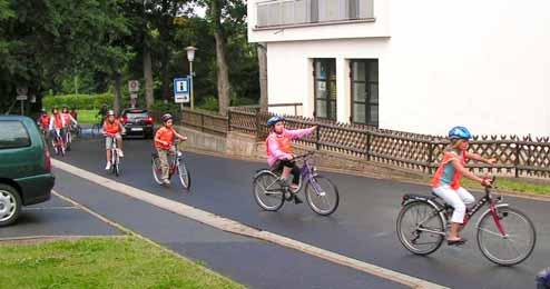 Juli 2008 Mitteilungs-- und Informationsblatt Bischofsgrün Aus der Schule Aktionen Fahrradfahren in der Verkehrswirklichkeit BISCHOFSGRÜN.