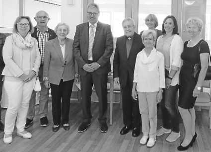 Seine Eminenz Walter Kardinal Kasper kam zusammen mit seiner Schwester Pro. Dr. Hildegard Kasper in das Plegeheim, um mit den Bewohnern und Gästen eine kurzweilige, schöne Stunde zu verbringen.