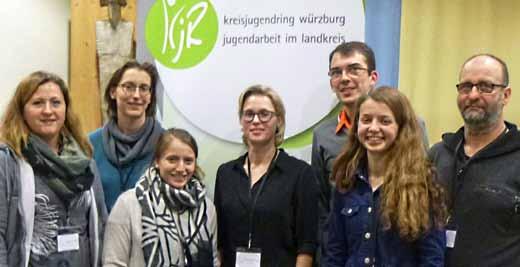 Kreisjugendring Würzburg Der KJR Würzburg als Dachverband und Arbeitsgemeinschaft von derzeit 32 Jugendverbänden und -organisationen vertritt die Interessen der Kinder und Jugendlichen im Landkreis