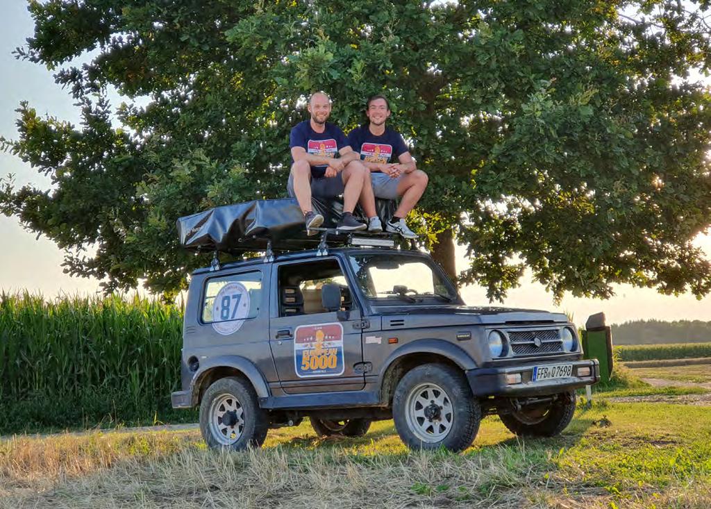 Bei der European 5000 Tour geht es in zehn Länder in zwölf Tagen 5000 Kilometer quer durch Europa. Mit einem 24 Jahre alten Auto begaben sich Markus Merkl und Ludwig Müller auf dieses Abenteuer.