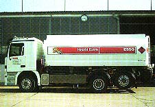 3.3 Tankfahrzeuge für die Auslieferung von Mitteldestillaten Tankfahrzeuge für die Auslieferung von Mitteldestillaten weisen unterschiedliche Bauweisen auf.