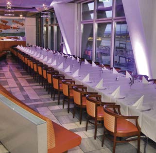 Es ist weltweit das einzigste Restaurant an einem internationalen Flughafen das einen Michelin Stern trägt und das nun mehr seit 22 Jahren in ununterbrochener Folge was für die Region Stuttgart