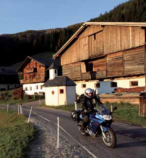 Der in unserer Glockner-Rundtour vorgeschlagene Abstecher von Lienz rund um die Lienzer Dolomiten ist im Grunde eine eigene Tour wert, so reizvoll ist er.
