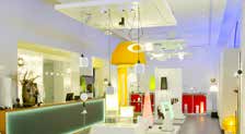 Professionelle Lichtgestaltung Sie wünschen ein neues Beleuchtungskonzept für Ihren Wohnbereich oder suchen eine ergonomische Leuchte für Ihr Arbeitszimmer?