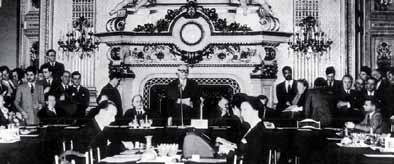 1. Am 9. Mai 1950 wurde in der Schuman-Erklärung die Errichtung einer Europäischen Gemeinschaft für Kohle und Stahl vorgeschlagen, die mit dem Vertrag von Paris vom 18. April 1951 Realität wurde.