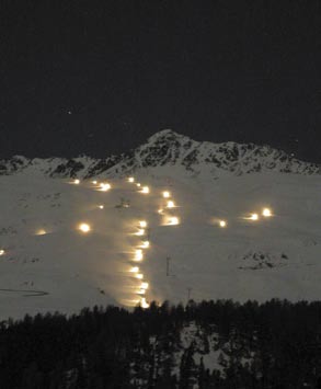 LICHTEMISSIONEN AUSMASS, URSACHEN UND AUSWIRKUNGEN AUF DIE UMWELT Verlagerungen menschlicher Aktivitäten in Naturräume sind markante Eingriffe in die Landschaft.