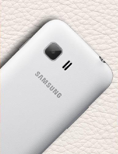 Funktionsübersicht Leistungsfähige Ausstattung Der 1,0 GHz Prozessor sowie der Arbeitsspeicher sorgen beim Samsung GALAXY YOUNG 2 für ein flüssiges Nutzungsvergnügen.