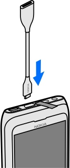 82 Ihre Fotos und Videos 1 Schließen Sie den HDMI-Adapter an den HDMI-Anschluss des Mobiltelefons an.
