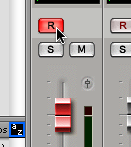 Anzeigen des Mix-Fensters 5 Klicken Sie im Mix-Fenster auf den Input Selector des neuen Tracks.