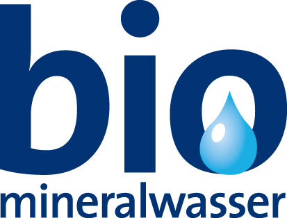 Bio-Mineralwasser bedeutet höchste Wasserqualität für Mensch und Umwelt, es garantiert Reinheit, Sicherheit und Nachhaltigkeit Richtlinien der Qualitätsgemeinschaft Biomineralwasser e.v.