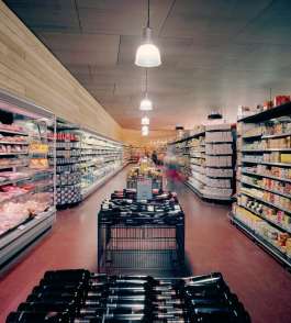 Trading up in Architektur und Ladenbau Das Beispiel der MPREIS-Supermärkte aus Tirol (Österreich)