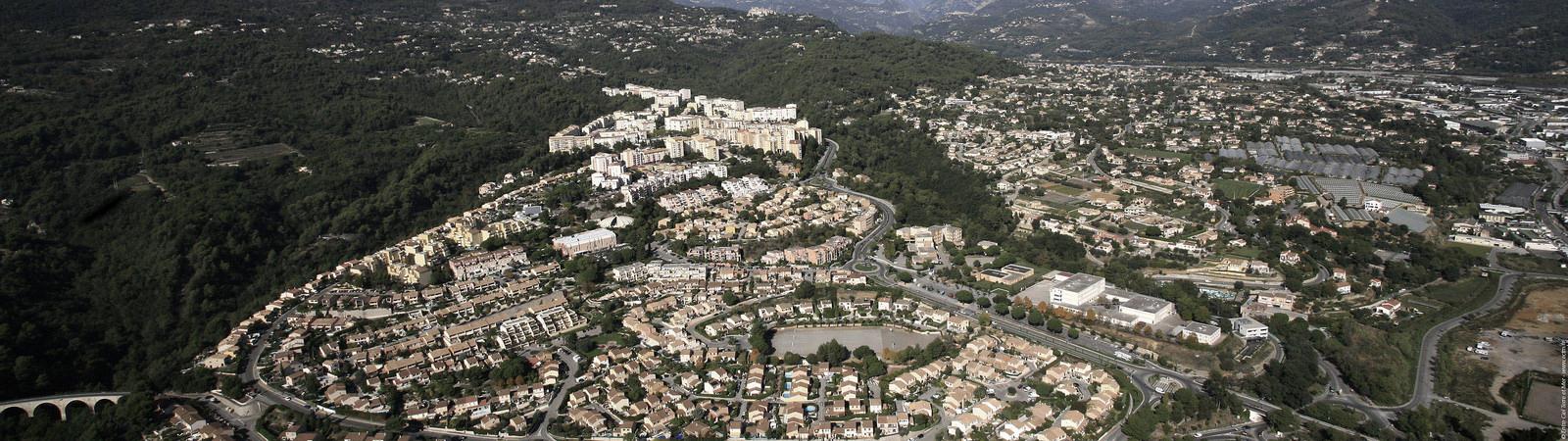 Nice Grid, Carros, Südfrankreich Carros hat 10 500 Einwohner und umfaßt das größte Industriegebiet des Départements Département Alpes-Maritimes ist eine elektrische «Halbinsel», versorgt durch eine