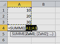 Die Funktion AutoSumme Zellzeiger auf die Zelle setzen, in der die Summe stehen soll Register Start Gruppe Bearbeiten Symbol AUTOSUMME Excel macht einen Vorschlag über den zu berechnenden