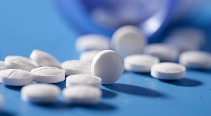 Verwendung von rezeptfreien Medikamenten In Spanien ist die Nutzung von Schmerzmitteln, Erkältungs- oder Grippemitteln, Vitaminen und homöopathischen Medikamenten