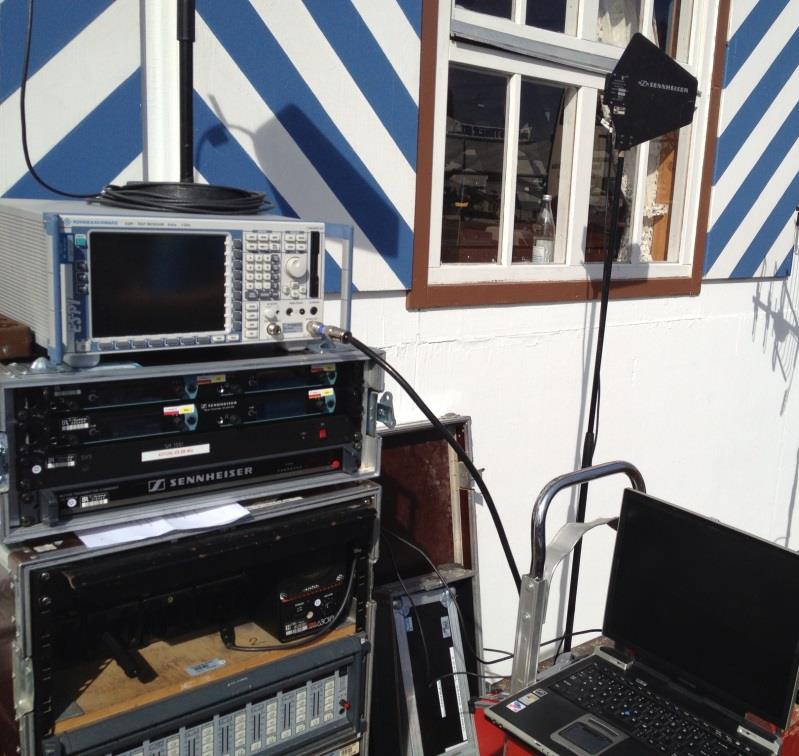 3 Oktoberfest München im Jahr 2012 Durch den Bayrischen Rundfunk wurden im UHF-TV-Bereich 7 drahtlose Mikrofone und 3 Rückstrecken (IEM) eingesetzt.