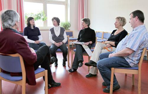 Der Patient erhält mit der stationären Entlassung einen Operationsausweis, aus dem hervorgeht, welche Operation durchgeführt wurde und ob sich Fremdmaterial, beispielsweise beim Magenband, im Körper