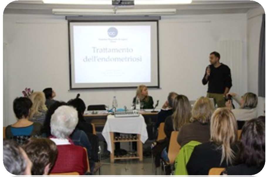 2012 Öffentliche Vorträge organisiert von Endo-Help Die referierenden Ärzte verstanden es, das aufmerksame und interessierte Publikum in ihren Bann zu ziehen.
