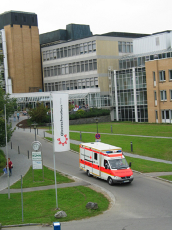 Einleitung Abbildung: Das Krankenhaus St. Elisabeth in Ravensburg Das Krankenhaus St. Elisabeth in Ravensburg ist die "Lokomotive" des gesamten Verbundes der Oberschwaben Klinik.