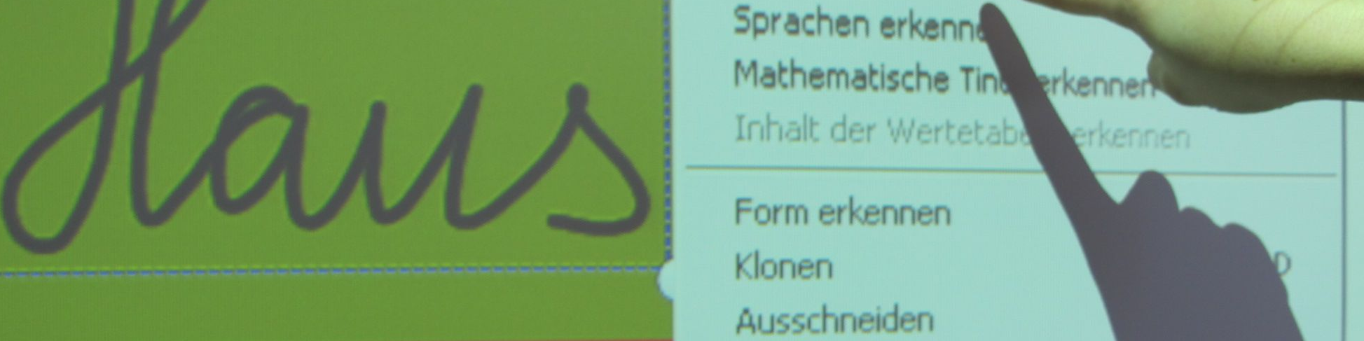 2. Aufgabe: Schreibe ein Wort auf ein farbiges Rechteck, wandle die Handschrift in Computerschrift um und verknüpfe die beiden Objekte! 1.