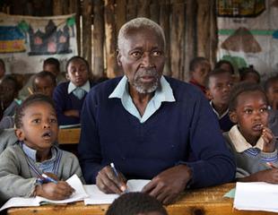 Lieber spät als nie: Einschulung mit 84 Für Bildung ist es nie zu spät. Das bewies auch der Kenianer Kimani Ng ang a Maruge.