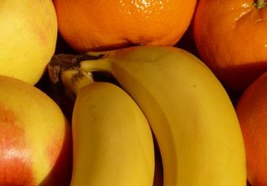 Eidgenössisches Departement für Wirtschaft, Bildung und Forschung WBF Bundesamt für Landwirtschaft BLW Fachbereich Marktbeobachtung Marktbericht Bio Bananen dominierten die Biofrüchte im Detailhandel