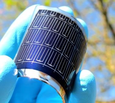 CIGS solar cells & mini-modules / state-of-the-art Flexible CIGS solar cell: 20.4% efficiency Flexible CIGS mini-module: 16.