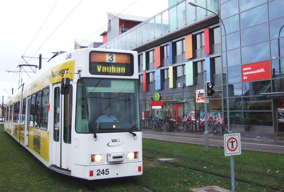 Stadtentwicklung und Mobilität CarSharing Integration des ÖPNV (Stadtbahn) Mobilitätsbüro