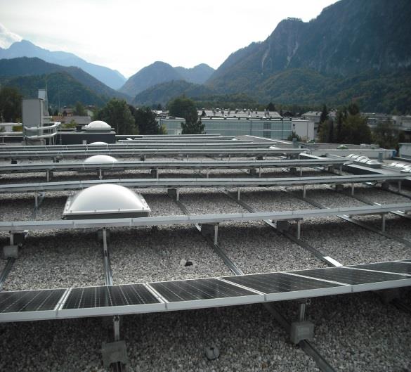 Photovoltaik für große Dächer Kosteneinsparung im Stromeinkauf für Gewerbe Bei geringerer Statik sind inzwischen gute Lösungen