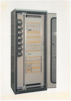 Digitale Schutz und Stationsleittechnik ab 1986 Baugruppentechnik, zunehmende Funktionsintegration Lichtwellenleiter, Punkt zu Punkt