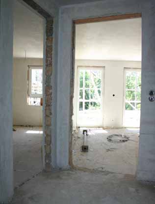 Wohnen mit Flair in Markgröningen, Wettegasse 5 11 II. Bautenstandsbericht vom 21.06.2005 In diesem Haus sind die Wände bereits mit Gipskartonplatten beplankt und die Fugen gespachtelt.
