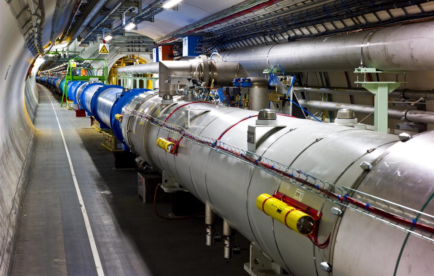 LHC: der große Hadronenbeschleuniger Proton- Proton Collider 4 TeV + 4 TeV
