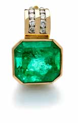 Brosche 750/ooo GG Smaragde Saphire Rubine Diamanten insg. ca. 0,75 ct. Tcry/si 3.300 Collier 750/ooo GG 2.200 Anhänger 750/ooo GG Smaragd ca. 45,00 ct. Brillanten insg. ca. 1,00 ct. Tcry/si 27.