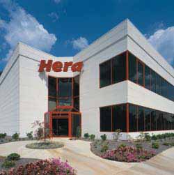 Kontakt Hera-Werk in Enger Hera-Werk in Atlanta, Georgia, USA Hera GmbH & Co. KG Dieselstr. 9 D-32130 Enger Tel.: +49 / (0)52 24 / 911-0 Fax: +49 / (0)52 24 / 911-215 e-mail: mail@hera-online.