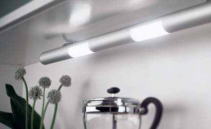 Boston Leuchtstoff Halogen LED Leuchtstoff-Unterbauleuchte mit Schalter Anwendung: anspruchsvolle Leuchtlösung auf kleinstem Raum für Küche oder Ladenbau Anschluss: T5: 220 240V / 50 60Hz // DULUX S: