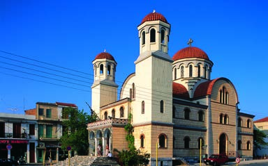 H Vista Points Kirche der Vier Märtyrer in Rethymnon hat die Region auch noch eine der schönsten Städte der Insel zu bieten.
