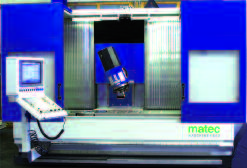 Premiere der Standardmaschinen bluematec 3-Achsmaschinen matec L 600 Arbeitsbereich X 2/3/4 m Arbeitsbereich Y 600 mm Arbeitsbereich Z 700 mm matec L 800 Arbeitsbereich X 2/3/4 m Arbeitsbereich Y 800