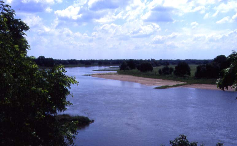 5 2 Beschreibung des Landes Sachsen-Anhalt (Anh. I WRRL) Ausgehend von der Größe des deutschen Anteils an der Flussgebietseinheit Elbe (97.175 km²) hat Sachsen- Anhalt mit ca.