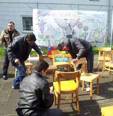 Sponsoring Spendenscheck der Bau und Immobilienwirtschaft für ein Flüchtlingshaus in Wien.