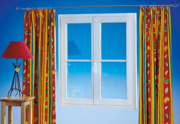 Fensteroptik Eine besondere Aufwertung für jedes Fenster sind verdeckte Eck- und Scherenlager.