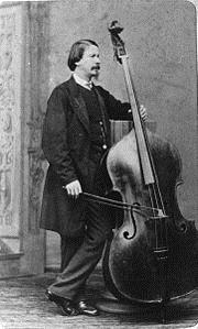 Giovanni Bottesini In der Musikwelt ist sein Name vor allem deshalb bekannt, weil er die Uraufführung von Guiseppe Verdis Oper Aida am 24. Dezember 1871 in Kairo dirigiert.