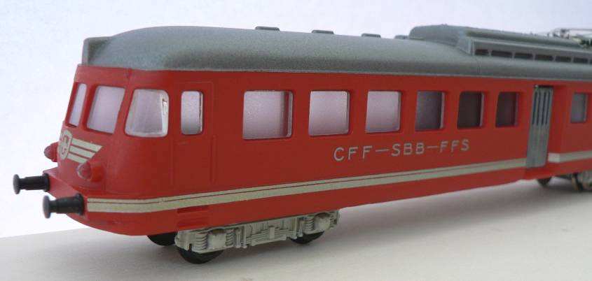 Seite 13 Buco-ALP H0 - Lokomotiven Nr. 51/81/G ALP Buco Doppeltriebwagen RBe 4/8 Serie 661, rot, mit silbernem Dach, mit Gleichstrommotor Gleichstromausführung max. 30 Stk.