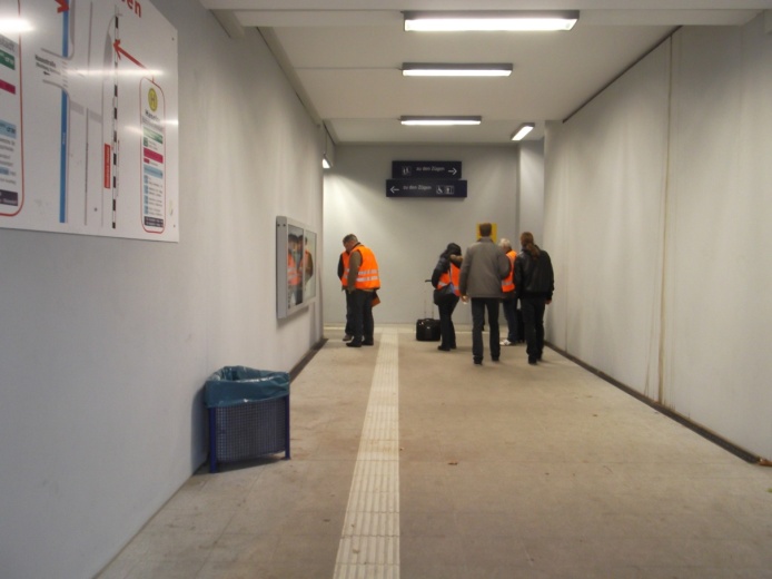 Umbau der Verkehrsstation Osnabrück Altstadt Erneuerung des Mittelbahnsteiges Gl. Nr.