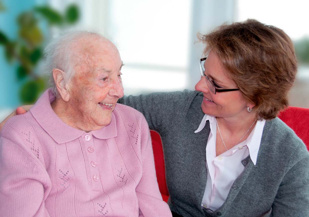 mma23 - Fotolia.com Du bist nicht allein Ob daheim oder im Heim. OÖ sorgt für seine SeniorInnen. Die Zahl der Älteren wächst. Ihre Betreuung ist eine gesellschaftliche Verantwortung.