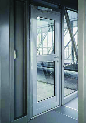 Obentürschließer TS 73 V Türschließer mit Scherengestänge und Öffnungsdämpfung. Für leichte Türen. Besonders vielseitiger und kompakter Türschließer in konventioneller Technik.