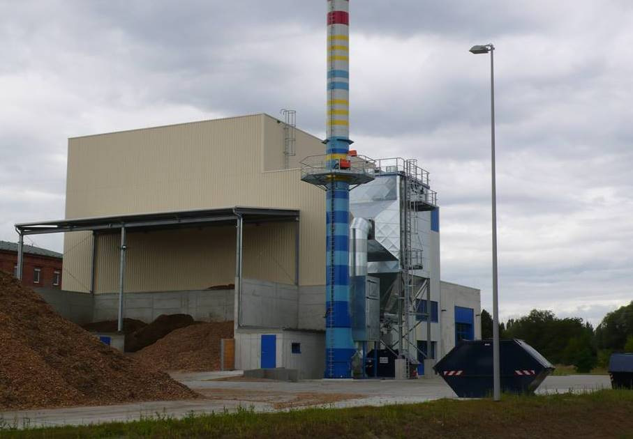 2. Das Projekt Biomasse-Heizkraftwerk Hennigsdorf Kostenrahmen: 19,8 Mio. Kostenberechnung 2,0 Mio. Kostenreserve 21,8 Mio.