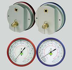 32 Bellow Type Gauge Class Aluminium housing Metallbalg-Manometer Klasse Aluminiumgehäuse 3 ++R7-320++ ++R7-220++ Important All gauges with a NS of 60 and 80 mm, bottom connection 8 NPT.