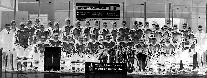 TuS Harsefeld Tigers 1. Herren (Regionalliga Nord) und Herren 1b (Landesliga Nord) v.l.n.r. TuS Harsefeld Tigers 1b Landesliga Niedersachsen Die TuS Harsefeld Tigers 1b spielen weiterhin in der Landesliga Nord.