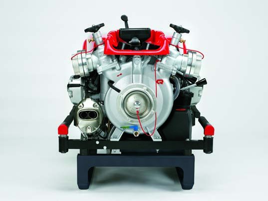 FOX Tragkraftspritze Technische Daten Motor Pumpe Ansaugpumpe Abdeckung Traggestell Abmessungen Gewicht BMW 2-Zylinder Viertakt-Boxermotor 1.