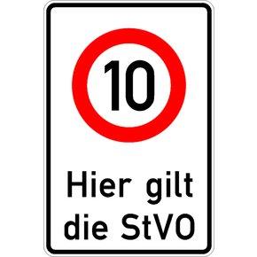 Werkverkehr Es gilt die StVO Die Geschwindigkeitsbegrenzung (10 km/h) ist einzuhalten. Parkverbote für Zufahrten, Flucht- und Rettungswege sind zu beachten Eine Ladungssicherung ist immer vorzunehmen.